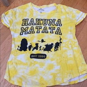 yellow tie dye lion king t shirt